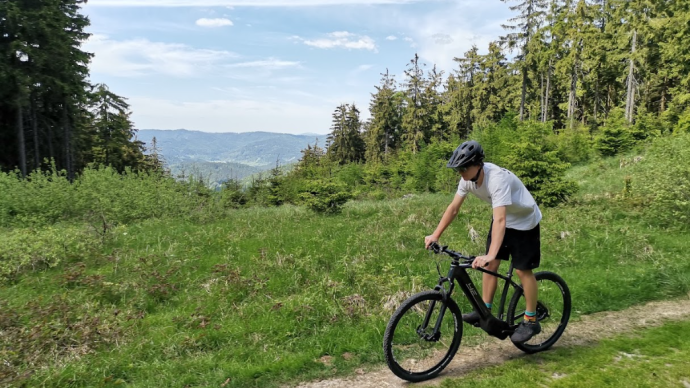 Zapojte se do 3. ročníku výzvy Kapka4ever a zdolejte 150 km Valašskem na kole